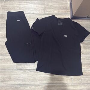 Black Scrub Set